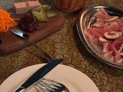 -羽深肉铺 Steak & Wine