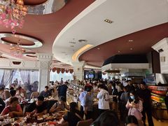 -荣誉国际酒店-云顶旋转餐厅