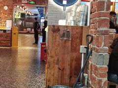 大堂-么肆烤肉·中式自助·烤肉大排档(街道口季佳PAI店)