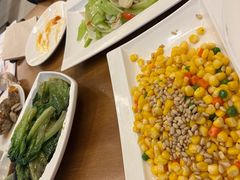 西芹百合炒腰果-四季暖堂·融合江浙菜(N1955创业园店)