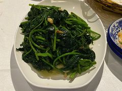 菜心炒油渣-屋顶花园餐厅(步行街老地王大厦店)