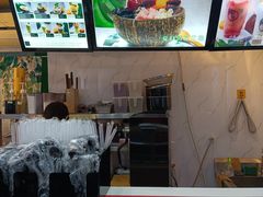 -津椰本·海南正宗椰奶清补凉(店一店)