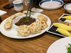 鲅鱼酱配石头饼-聚缘堂·海鲜私房菜(松岭路店)