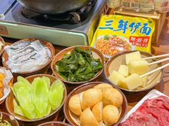 -黔有有贵州酸汤夺夺粉火锅(五味十字店)