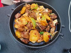 -撒拉人家.酸菜牦牛肉火锅