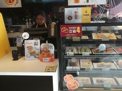 -麦当劳(七宝乐购店)
