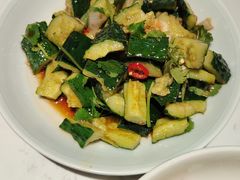 -关东小磨东北菜(漕河泾印象城店)