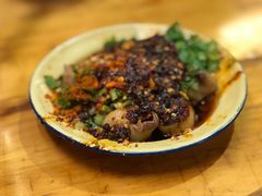 -拈签一笑黄牛肉辣卤串串