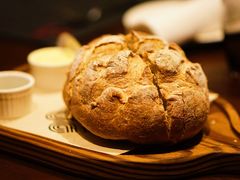 -恰餐厅及酒吧 CHAR Bar & Grill (北京丽都皇冠假日店)