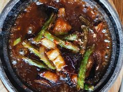 石锅跳跳茄-金牌老碗时尚陕菜(王府井百货店)