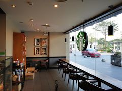 用餐区-星巴克臻选(珠海富华里店)