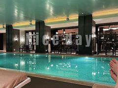 -丽思卡尔顿酒店泳池(金融街店)