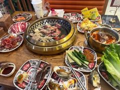 -汉江山料理级自助烤肉黑金冠(周口好吃城店)