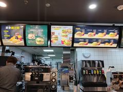 -麦当劳(郑州东高铁站店)