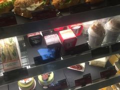 -星巴克(上海虹桥新天地二店)