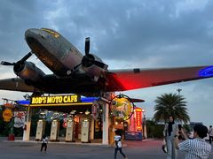 -席娜卡琳火车铁道夜市