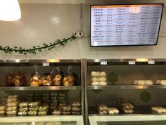-白玉兰食品(中山公园龙之梦店)