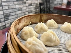 蟹粉小笼-公园饭店