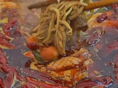 -黄潇洒老火锅(九眼桥宏济巷店)