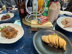 -上海松江假日酒店