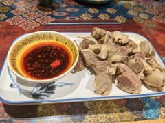 -乡村馕坑肉·烧烤·新疆菜·本地人更爱吃(阿勒泰首店)