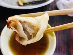 -黄阿姨锅贴大王(万航渡路店)