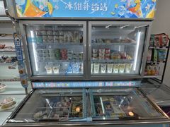 -全家便利店(兴贤路店)