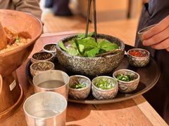 -浩海火燒雲傣家菜(芮欧百货店)