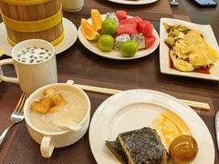 -广州汇华希尔顿逸林酒店