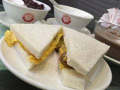 牛肉鸡蛋三文治-义顺牛奶公司(庇利金街店)