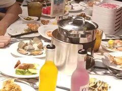 -领鲜活海鲜榴莲自助火锅(东门店)