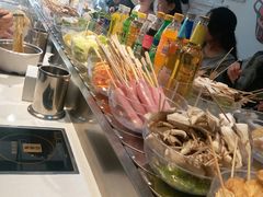 -百品聚旋转火锅(万德庄店)