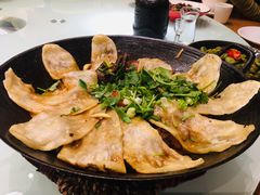 地锅鸡-丁里羊肉小镇(天鹅湖总店)