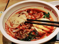 -呷佬·长沙手工米粉(金沙江路店)