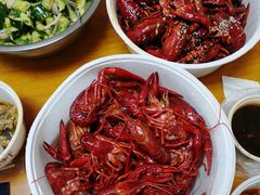 -巴厘龙虾·榜首油焖大虾(音乐学院·沿江酒馆店)