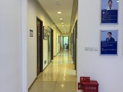 -瑞尔齿科(颐堤港诊所)