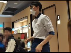 -海底捞火锅(新松江路生日主题店)