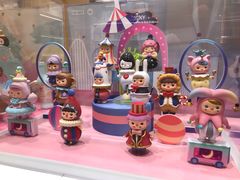 -泡泡玛特POPMART(杭州乐堤港店)