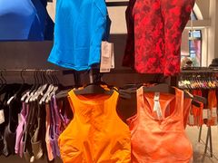 -lululemon(比斯特购物村店)