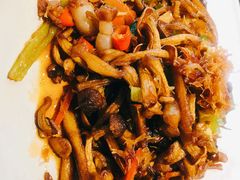 xo酱爆炒菌菇-鹿港小镇(霄云店)