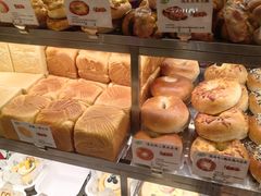 -君之狮子山·轻糖烘焙(松江印象城店)