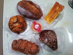 -85度C(生甜甜圈研究工坊·上海平凉店)