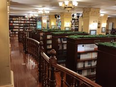 -果戈里书店