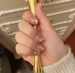 -L Nail轻奢美甲美睫