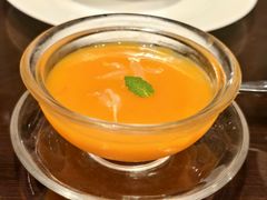 -玥轩YUE HIN(IFS国际金融中心店)