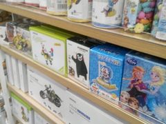 -名创优品(广州萝岗万达广场店)