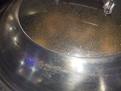 -咱屯子铁锅炖直营店(保利店)