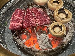 -山川小町·极番烧肉(新地假日广场店)