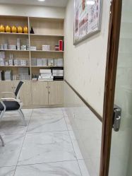 -苗医生专业祛痘·皮肤管理