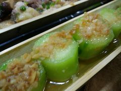-胡须哥网红竹筒菜